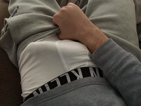 Nacktes geleaktes OnlyFans-Foto von Cody