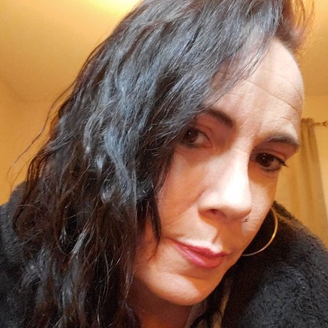 Nacktes geleaktes OnlyFans-Foto von Hautewivesclub