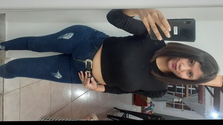 Nacktes geleaktes OnlyFans-Foto von Florxxxi 