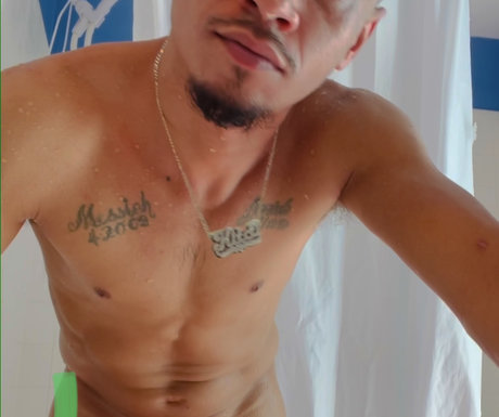 Nacktes geleaktes OnlyFans-Foto von Flfreakkidd813