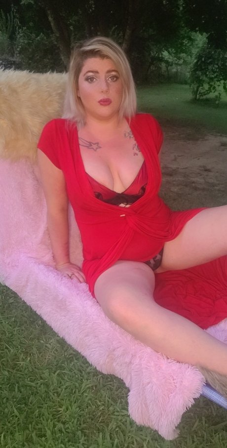 Nacktes geleaktes OnlyFans-Foto von Sarah Reding