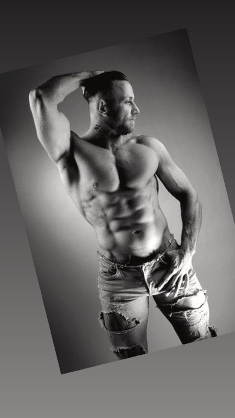 Nacktes geleaktes OnlyFans-Foto von Peter The Viking