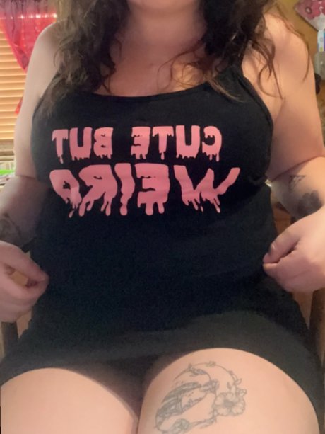 Nacktes geleaktes OnlyFans-Foto von Hellmammad