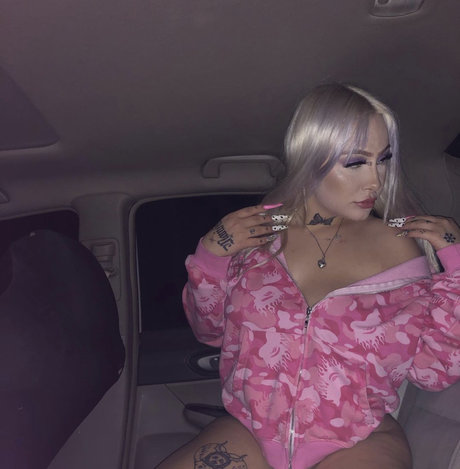 Nacktes geleaktes OnlyFans-Foto von Snobunny 