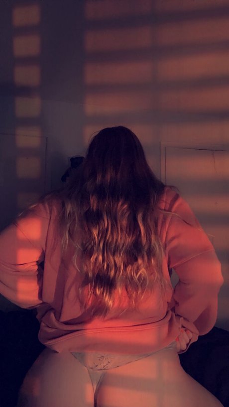 Nacktes geleaktes OnlyFans-Foto von Tarrah Sanchez