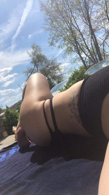 Nacktes geleaktes OnlyFans-Foto von Snow
