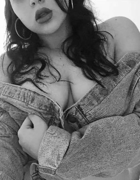 Nacktes geleaktes OnlyFans-Foto von Monique