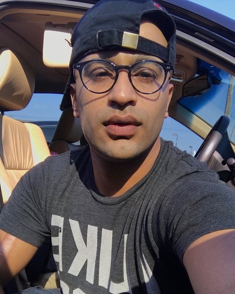 Nacktes geleaktes OnlyFans-Foto von Malik Khan