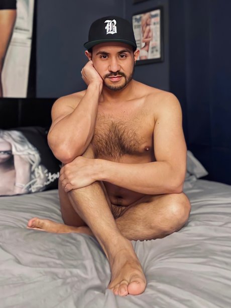 Nacktes geleaktes OnlyFans-Foto von Louie