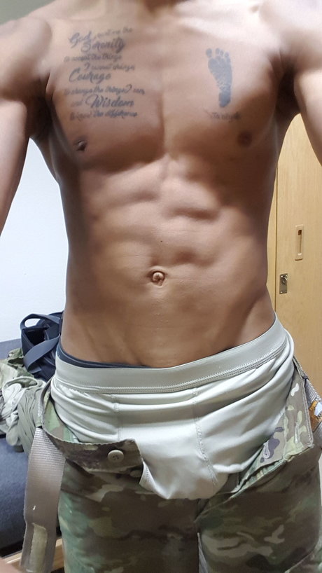 Nacktes geleaktes OnlyFans-Foto von King Gene