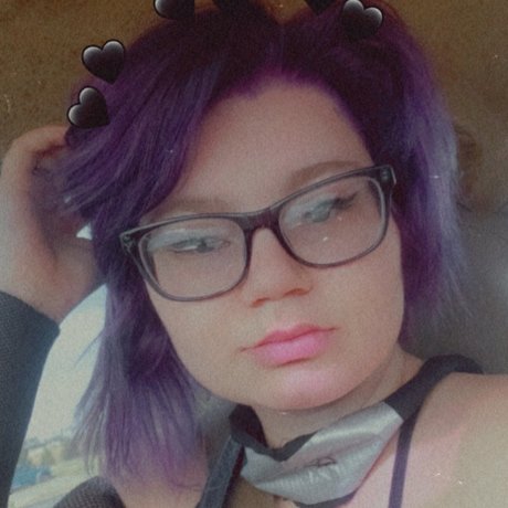 Nacktes geleaktes OnlyFans-Foto von Izzy