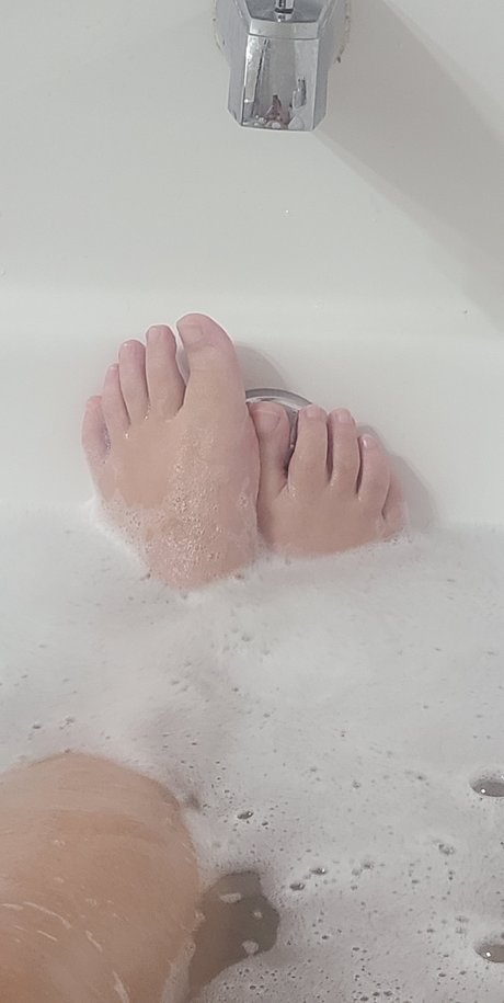 Nacktes geleaktes OnlyFans-Foto von Foot Fetish Desires