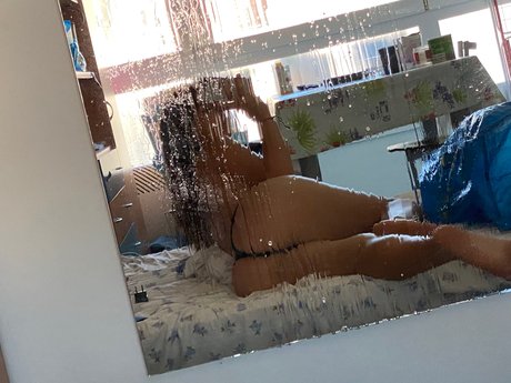 Nacktes geleaktes OnlyFans-Foto von Veronica