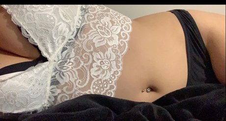 Nacktes geleaktes OnlyFans-Foto von Paris