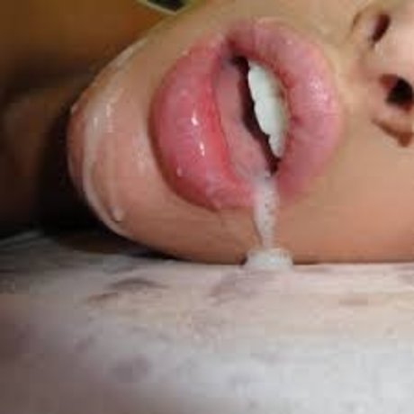 Nacktes geleaktes OnlyFans-Foto von Jade Sweet