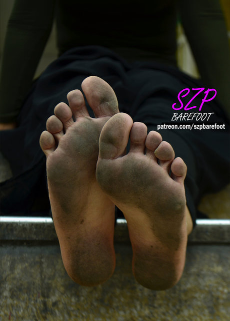 Nacktes geleaktes OnlyFans-Foto von Szp Barefoot