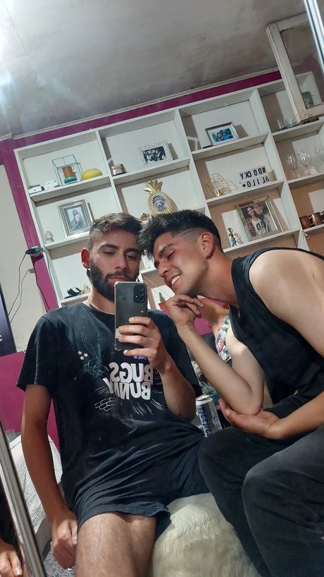 Nacktes geleaktes OnlyFans-Foto von Jalea Benja