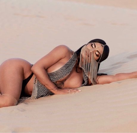 Nacktes geleaktes OnlyFans-Foto von Imaphrodite