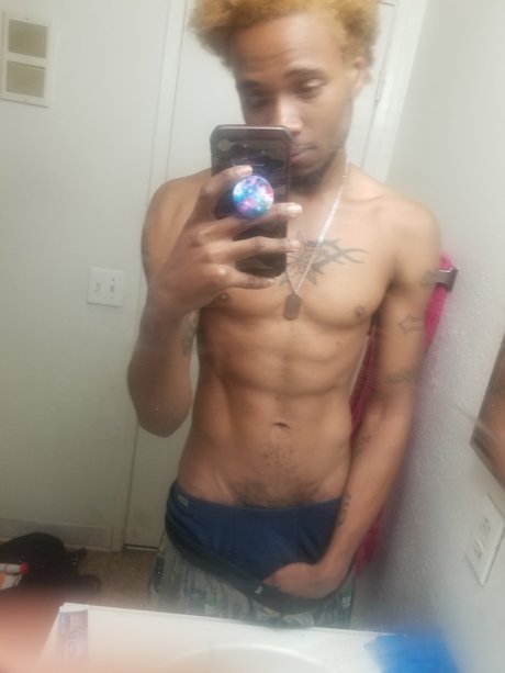 Nacktes geleaktes OnlyFans-Foto von Nova