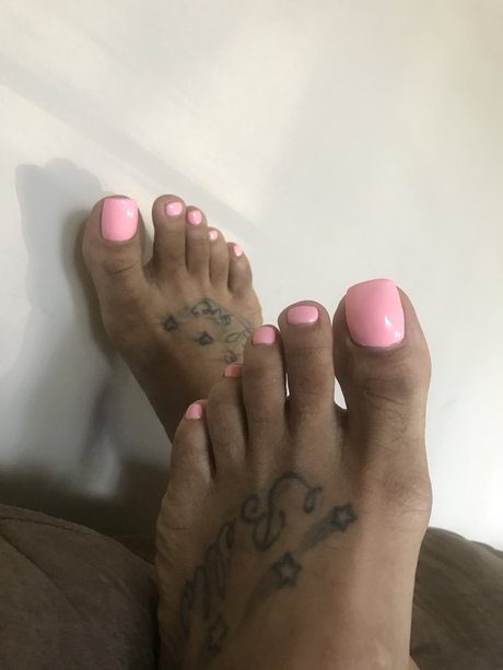 Nacktes geleaktes OnlyFans-Foto von Candee Toes