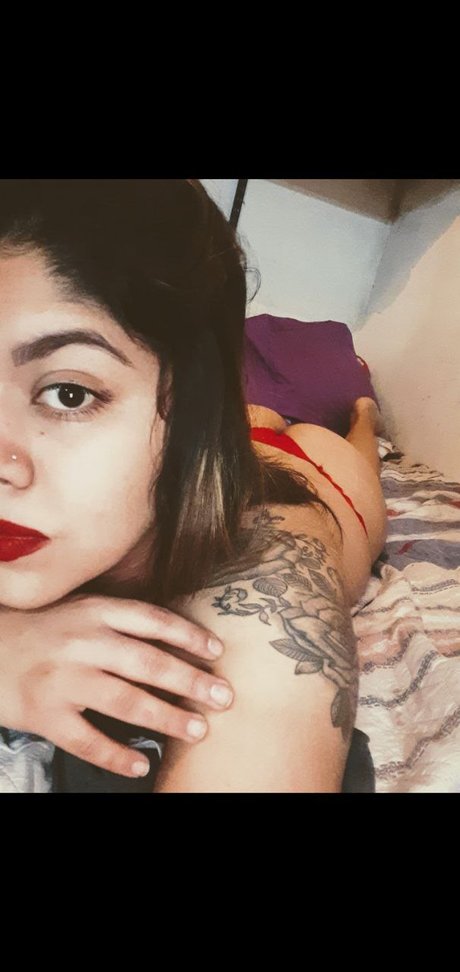 Nacktes geleaktes OnlyFans-Foto von Canddylola