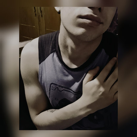 Nacktes geleaktes OnlyFans-Foto von Dvis