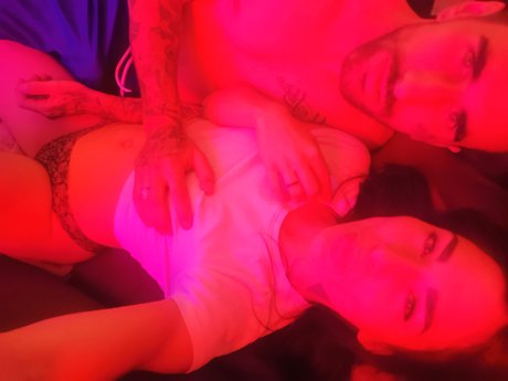 Nacktes geleaktes OnlyFans-Foto von Elatam