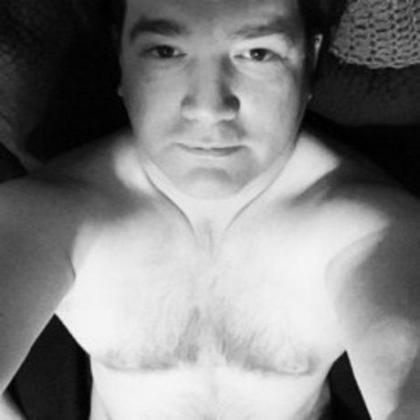 Nacktes geleaktes OnlyFans-Foto von Bentchezgrater