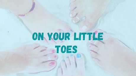 Nacktes geleaktes OnlyFans-Foto von On Your Little Toes