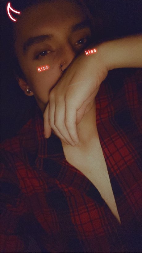 Nacktes geleaktes OnlyFans-Foto von Dylan Gray