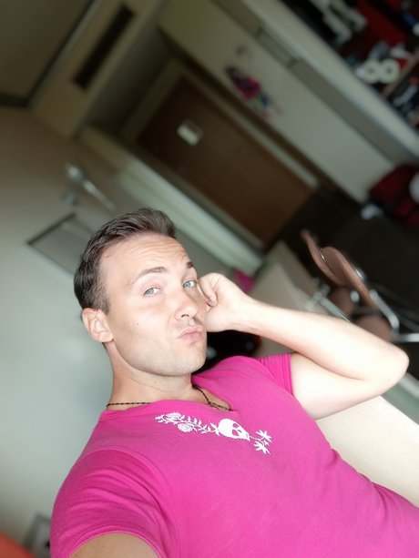 Nacktes geleaktes OnlyFans-Foto von Fabio Leone