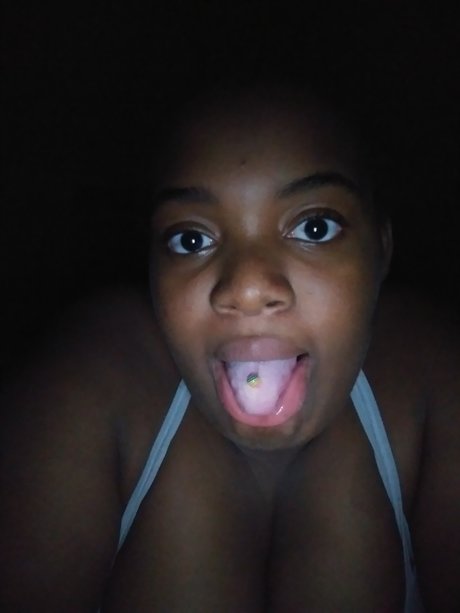 Nacktes geleaktes OnlyFans-Foto von Jada