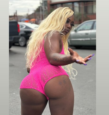 Nacktes geleaktes OnlyFans-Foto von Dream