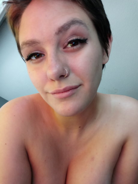 Nacktes geleaktes OnlyFans-Foto von Raven Nyx