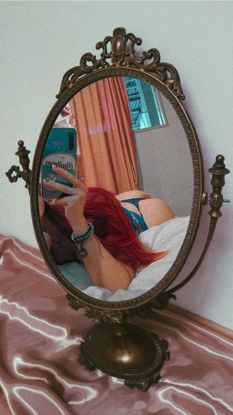 Nacktes geleaktes OnlyFans-Foto von Mushu