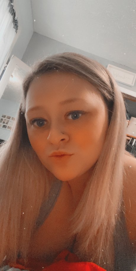 Nacktes geleaktes OnlyFans-Foto von Hannah