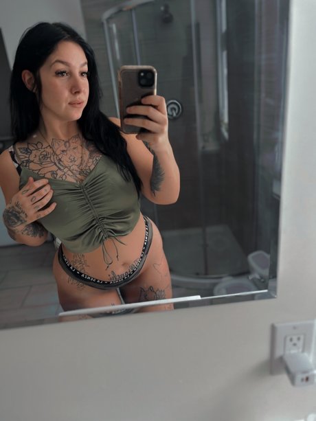Nacktes geleaktes OnlyFans-Foto von Hanna 