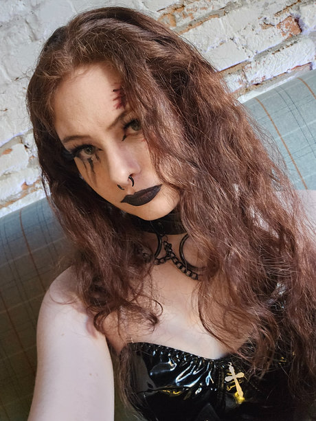 Nacktes geleaktes OnlyFans-Foto von Bubblegumgoth