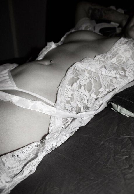 Nacktes geleaktes OnlyFans-Foto von Maskedbunny