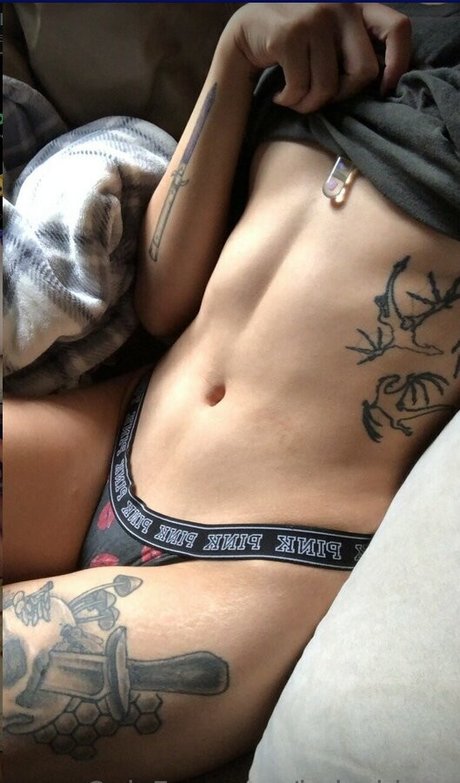 Nacktes geleaktes OnlyFans-Foto von Babyblaze