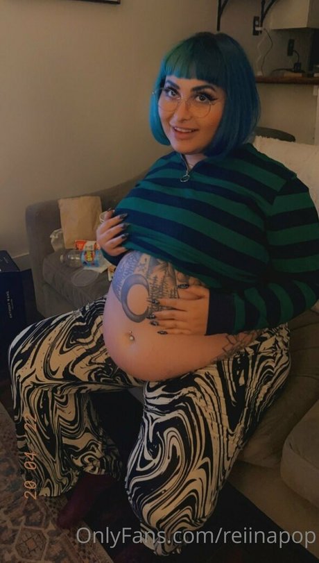 Nacktes geleaktes OnlyFans-Foto von Reiinapop
