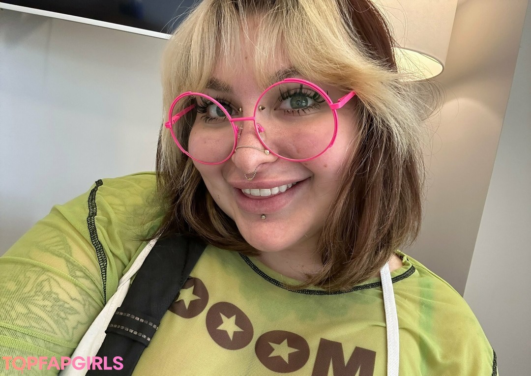 Nacktes geleaktes OnlyFans-Foto von Reiinapop #1582