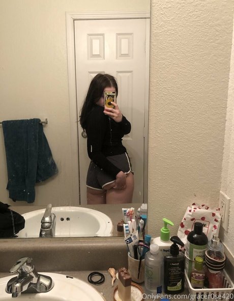Nacktes geleaktes OnlyFans-Foto von Cherryjuic