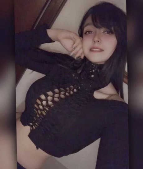 Nacktes geleaktes OnlyFans-Foto von Shiinukicos