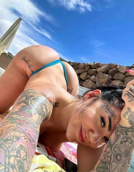 Nacktes geleaktes OnlyFans-Foto von Freekarmen
