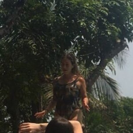 Nacktes geleaktes OnlyFans-Foto von Jasmine Van Den Bogaerde