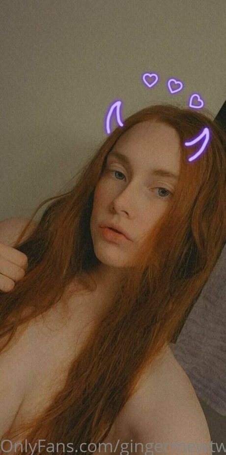 Nacktes geleaktes OnlyFans-Foto von Gingermewtwo