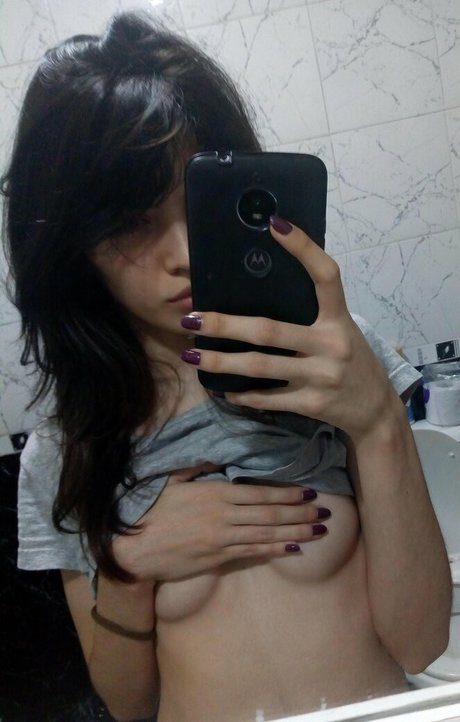 Nacktes geleaktes OnlyFans-Foto von Kalysrra