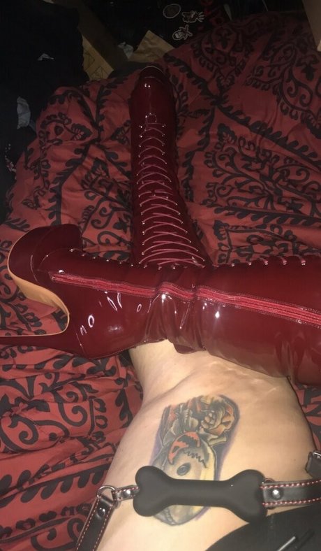 Nacktes geleaktes OnlyFans-Foto von Mrsnightmarexxx
