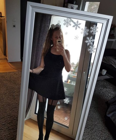 Nacktes geleaktes OnlyFans-Foto von Jojo Kiss